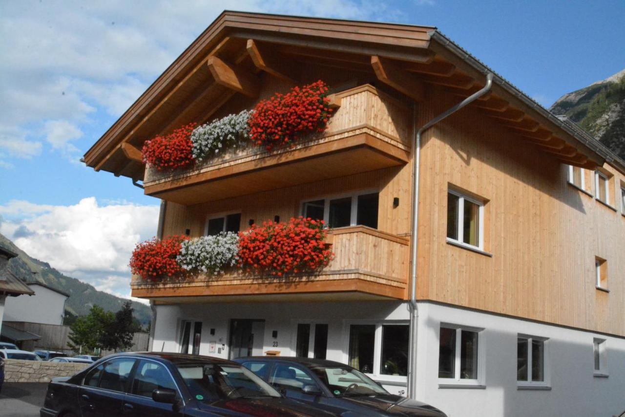 Pension Alpenblick Steeg Exterior photo