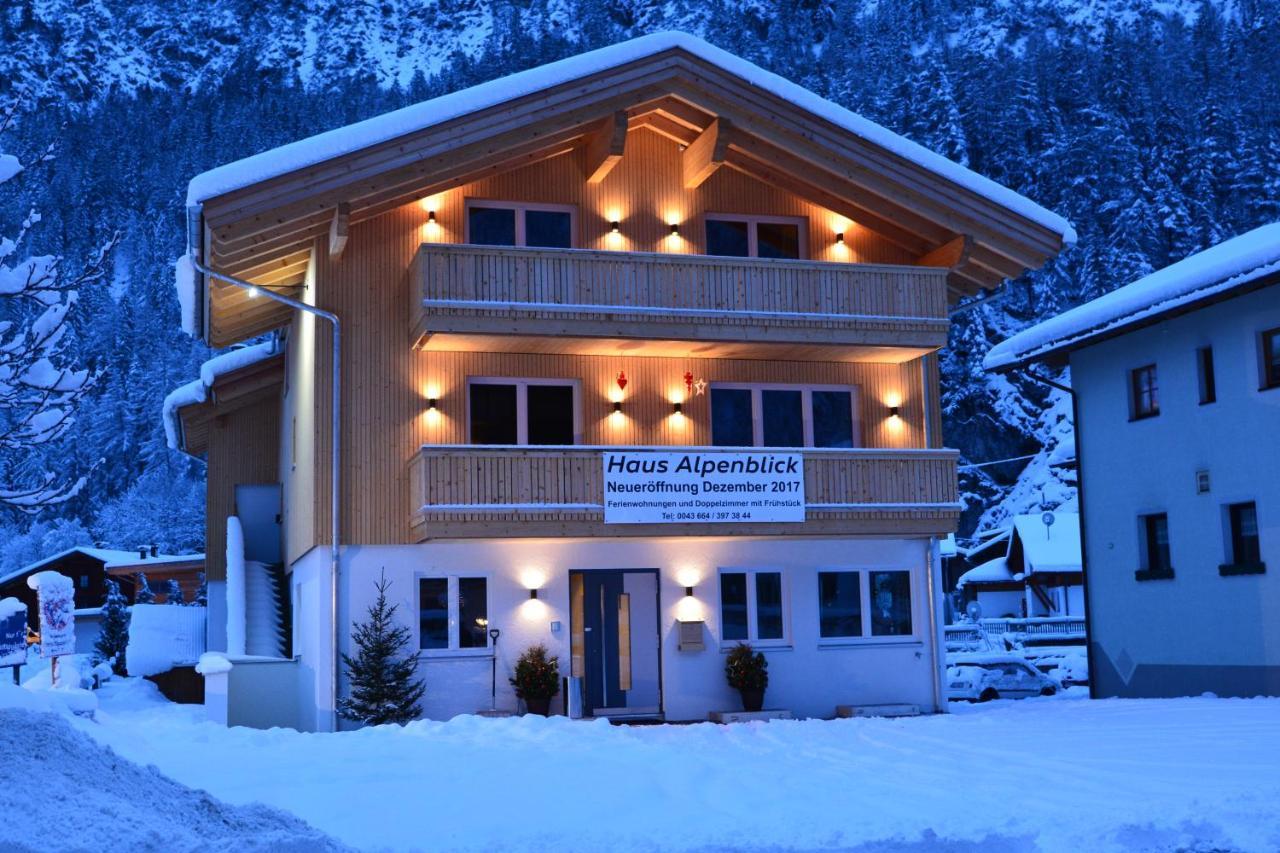 Pension Alpenblick Steeg Exterior photo