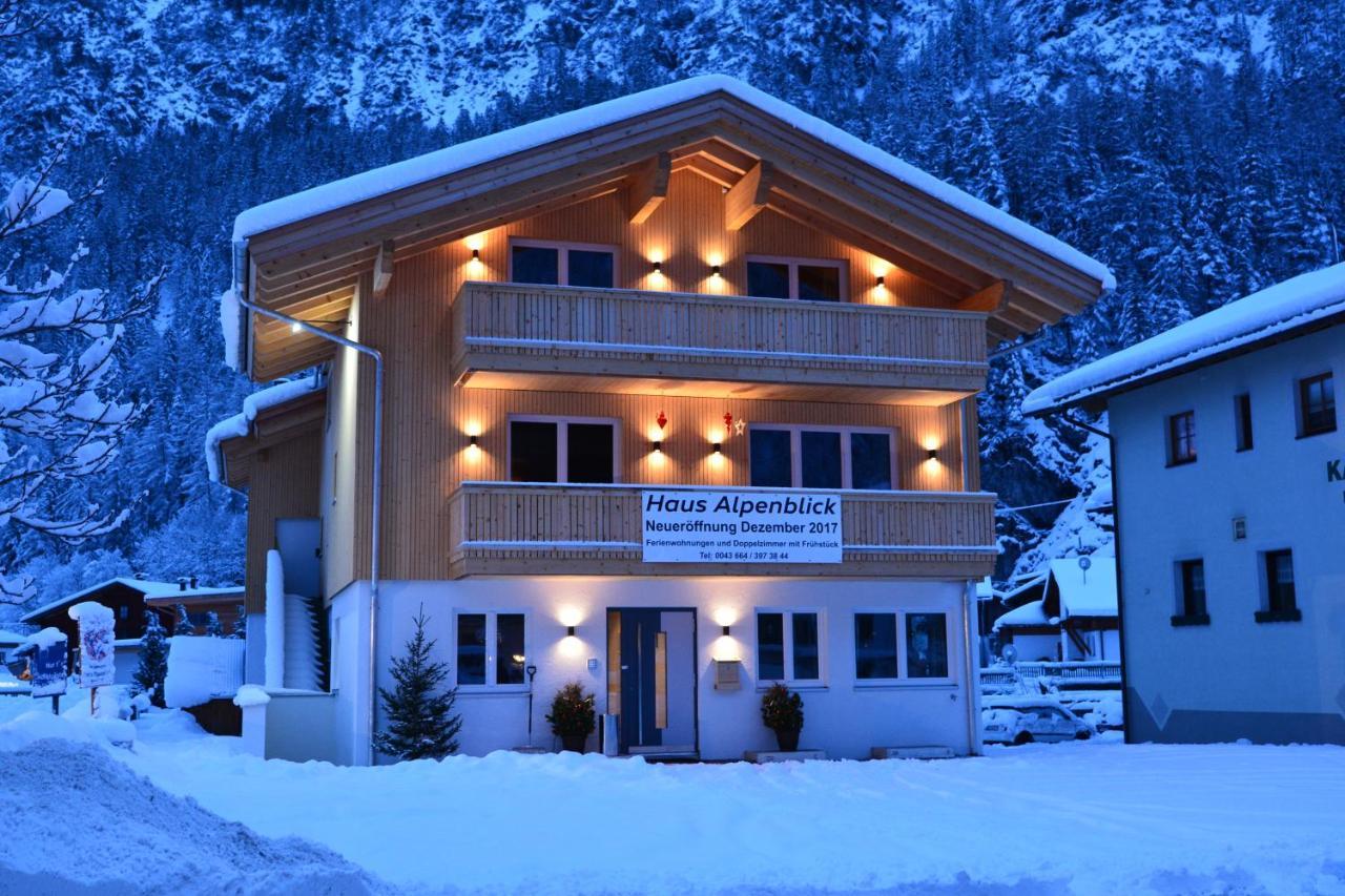 Pension Alpenblick Steeg Exterior photo